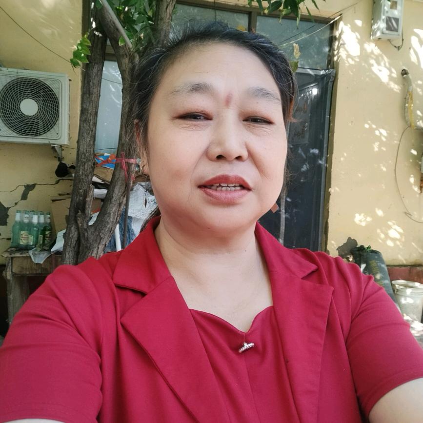 二姐，周仕琼