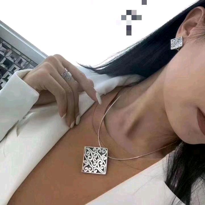 sofiya 服装店