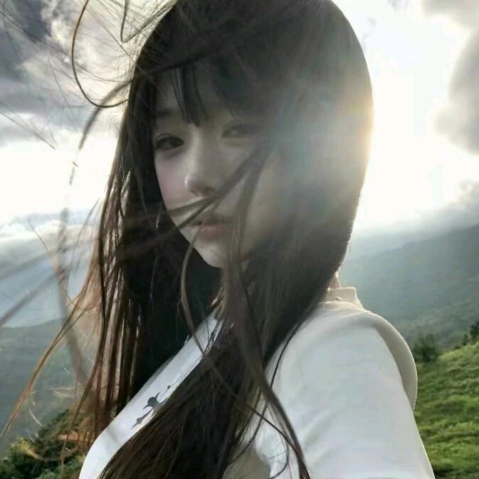 chen🎄◟(˶> ᎑ <˶)◞🎄