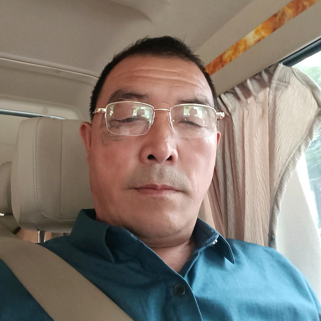 何叔叔
