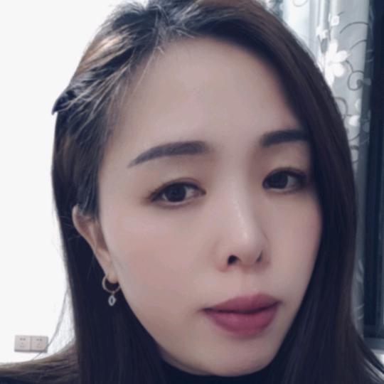 --小嫒超甜鸭-