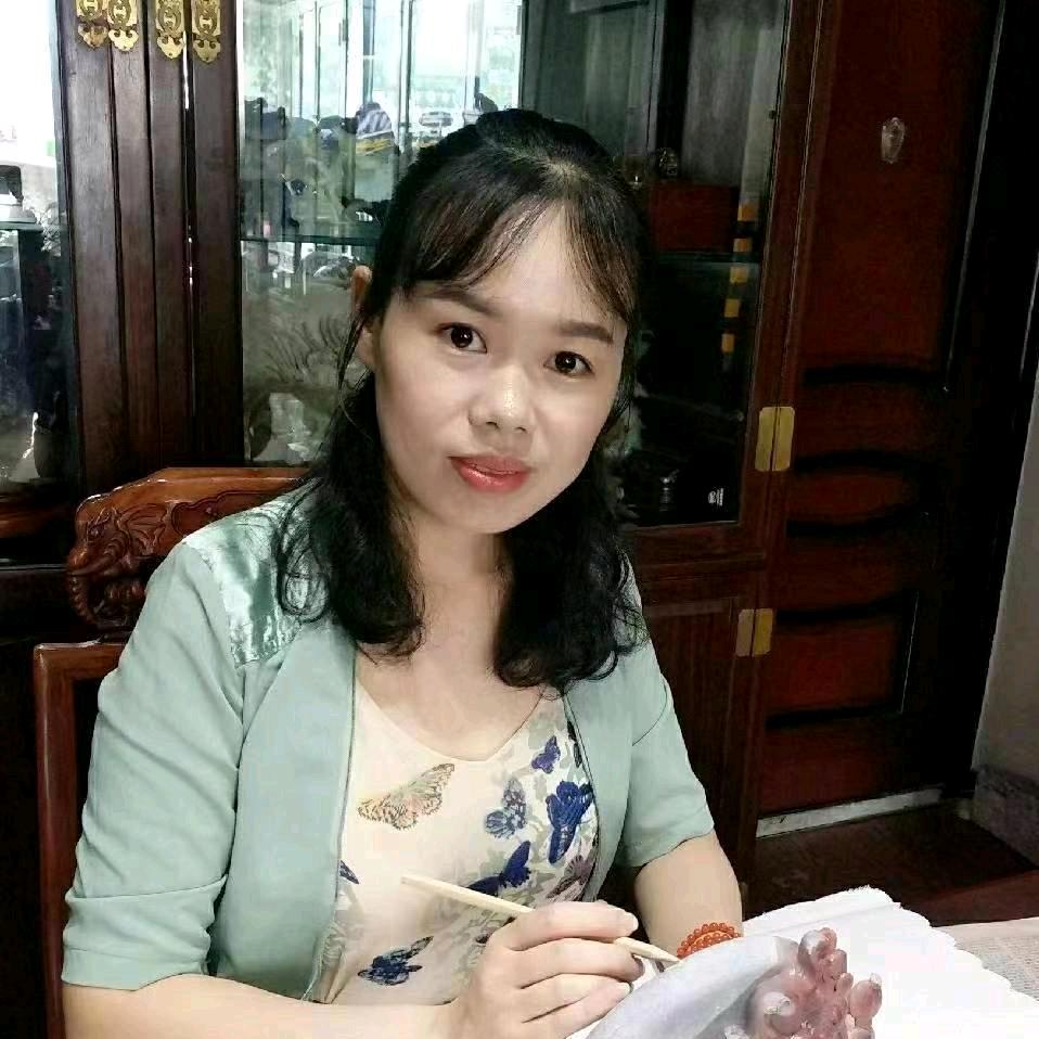 玉雕女匠