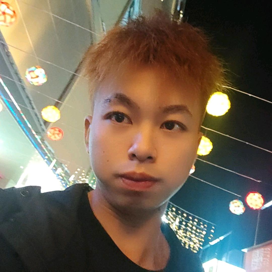 叚丏