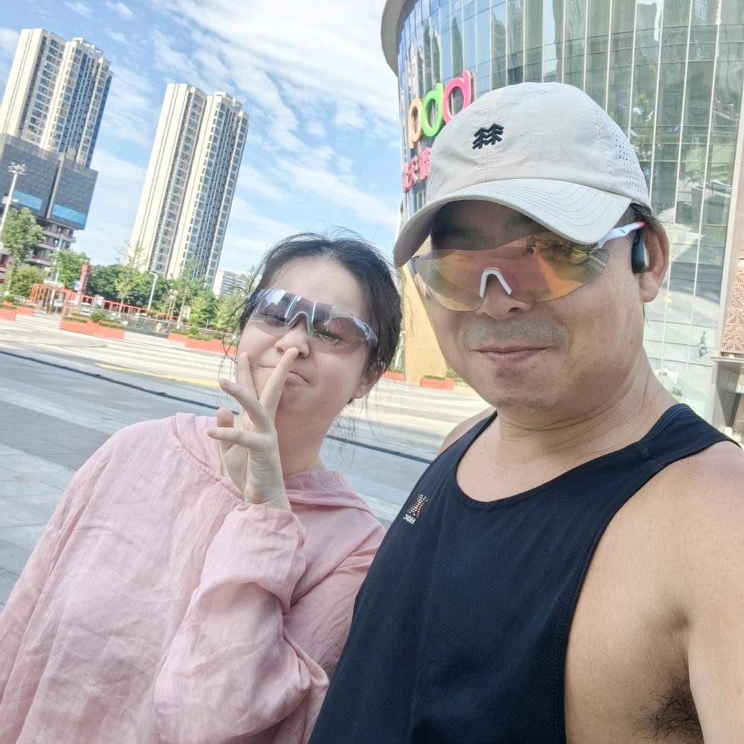 钰爸丑萌王果果（大连海鲜）大连萌哥