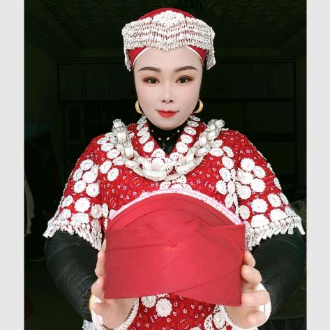 贵依😘黄平巫恰帽🥰