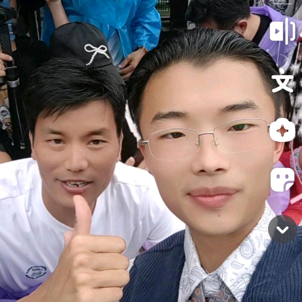 王强