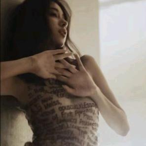 奇丽