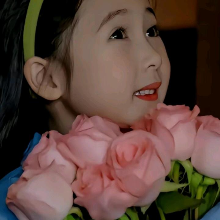 玉珍很美😍😉