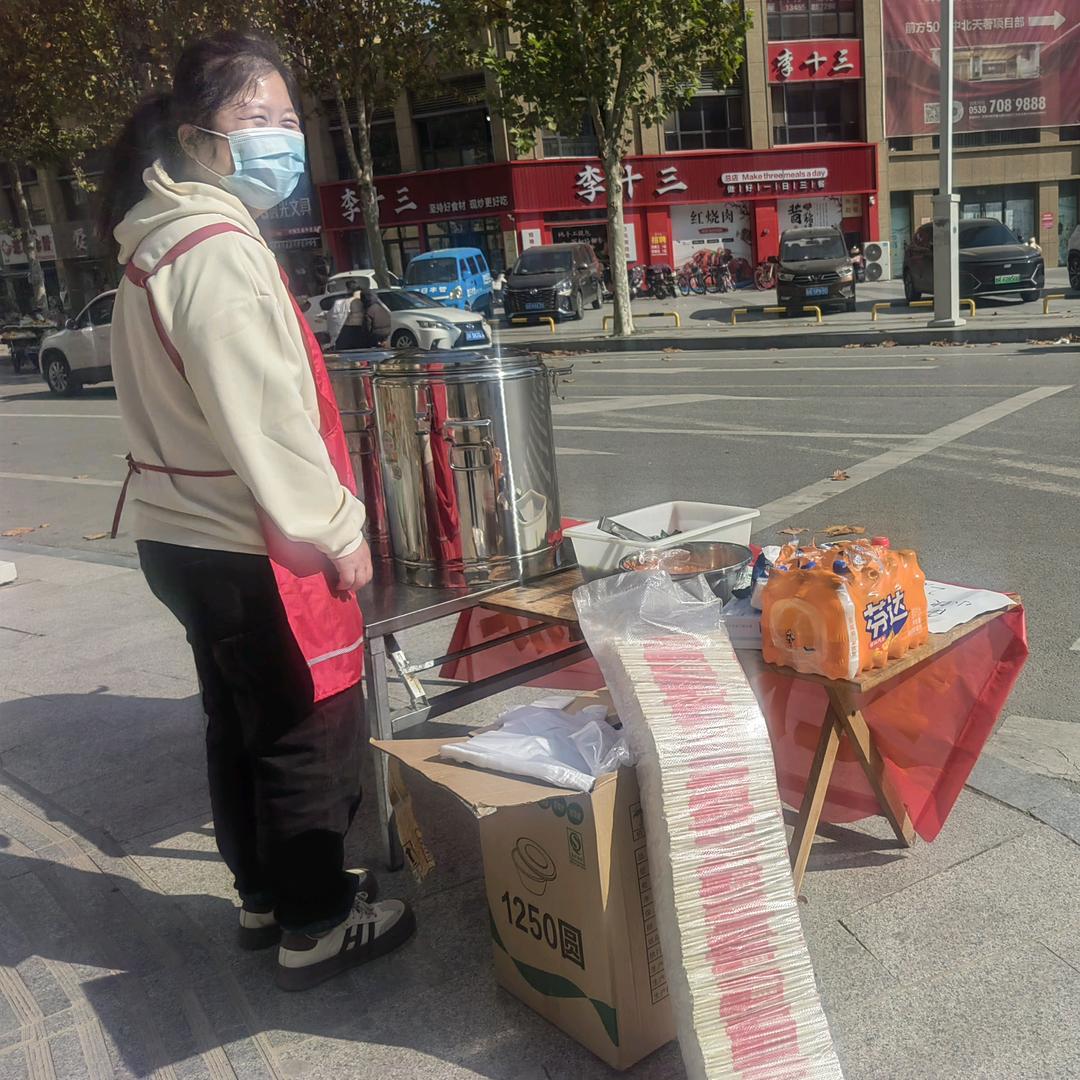 菏泽红烧肉盖浇饭