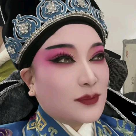 缙美娴