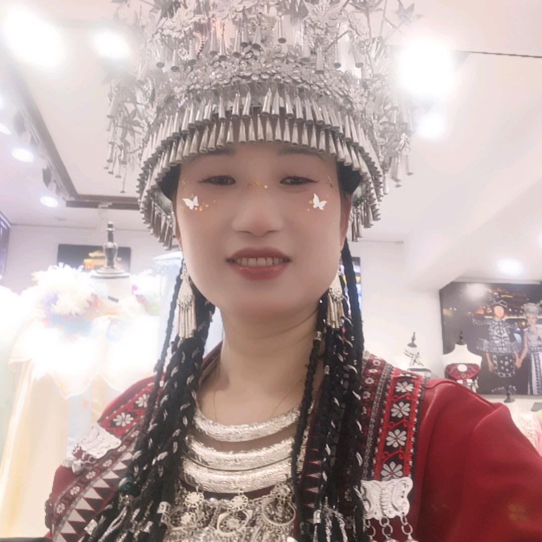 痛而不过笑而不语