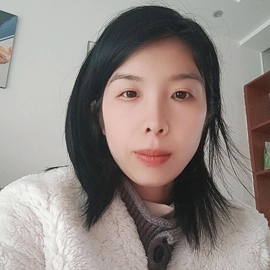 雪丽爱爆爆