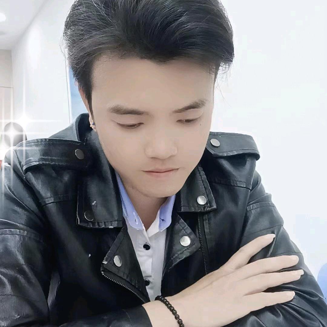 世 态 炎 凉