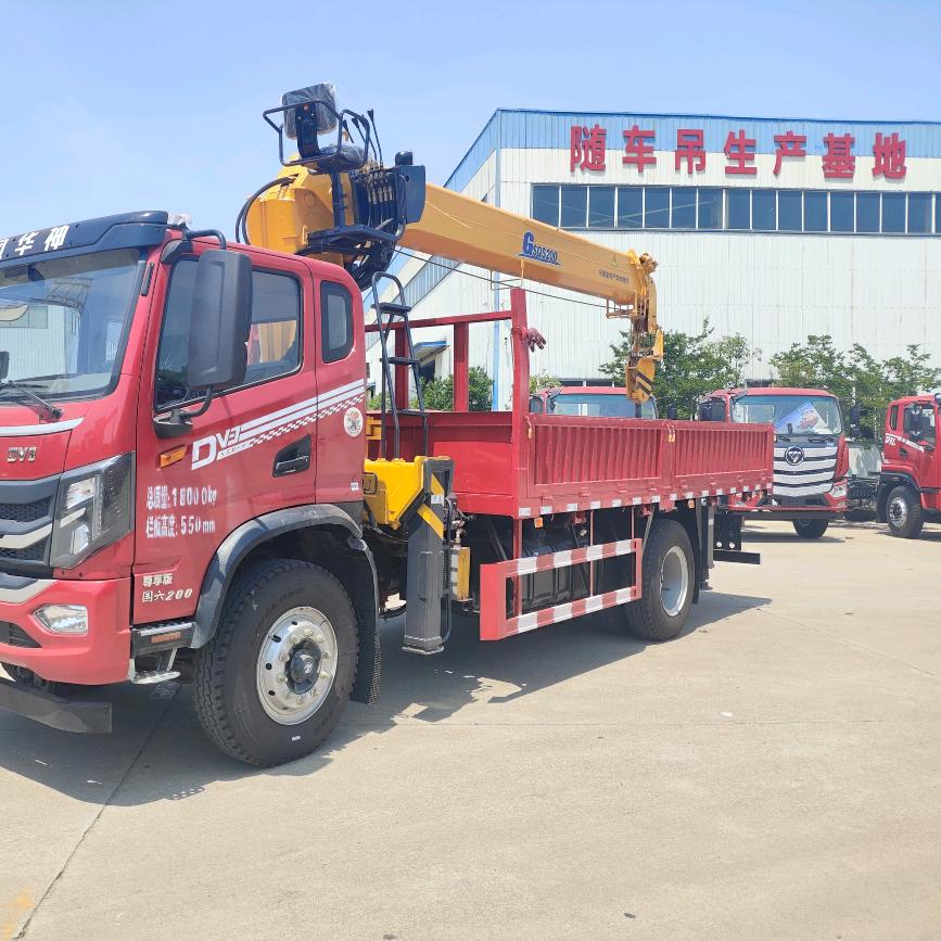 湖北随车吊工厂-鑫硕工程机械