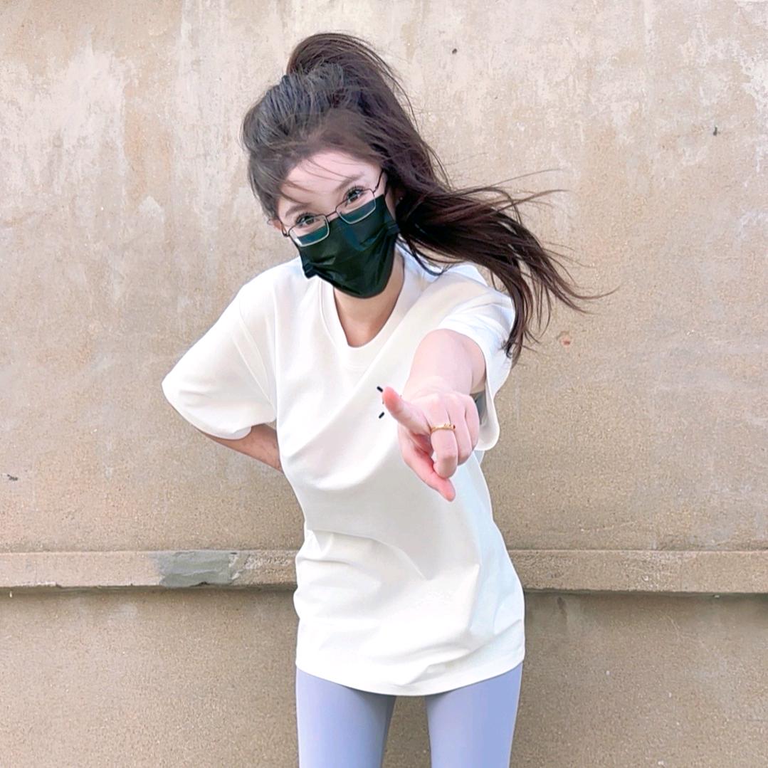 对美女尊重点