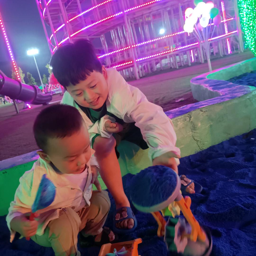 *小雨博*小雨泽*