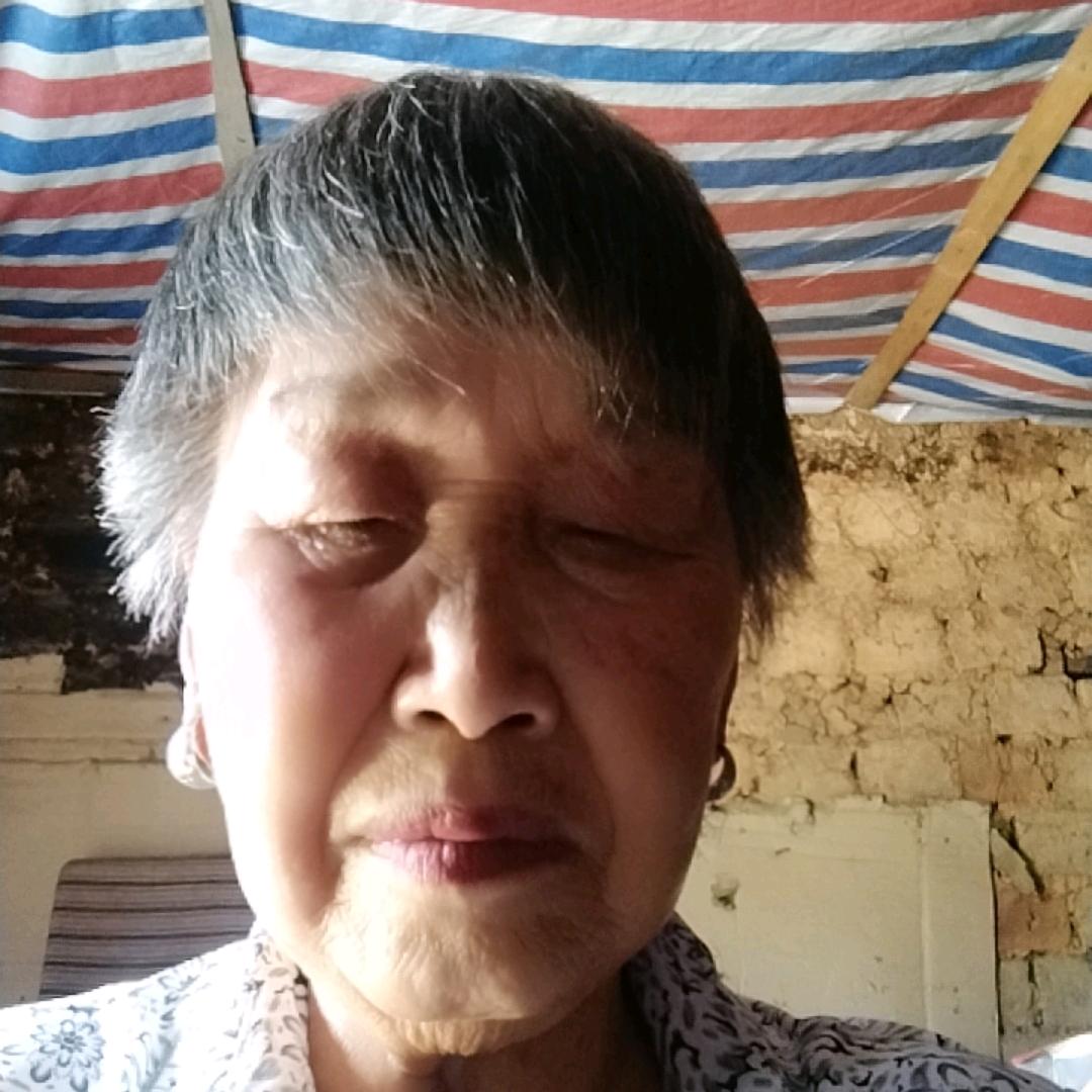 信秀英