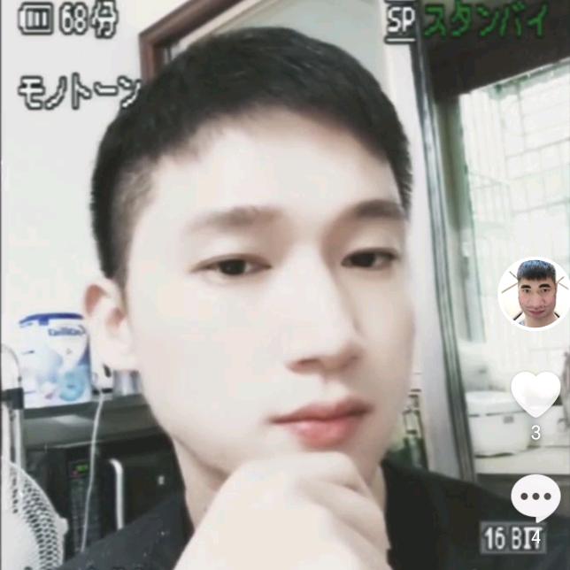 烫发的毛毛虫