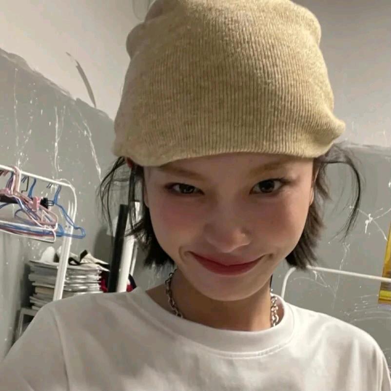 HOU.YUN.JING