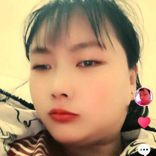 莹莹姐。