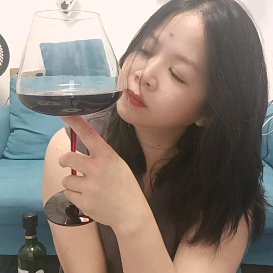 镇江做干洗店的坤坤吖