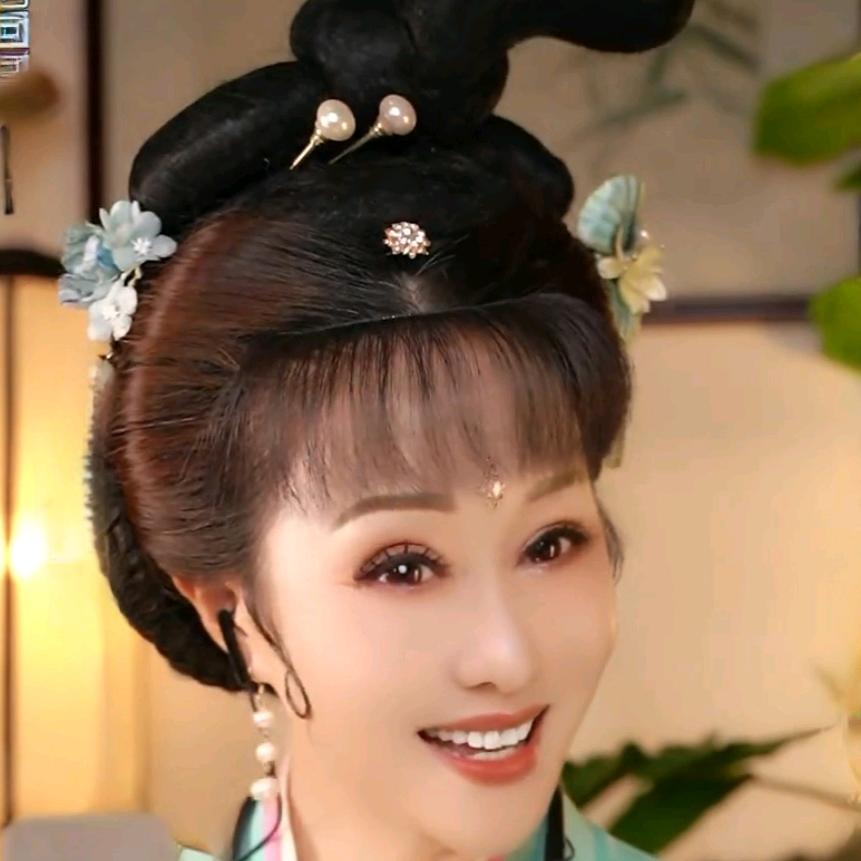 黄梅戏张馨