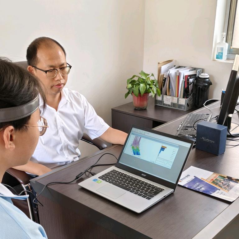 闫校聊中职教育