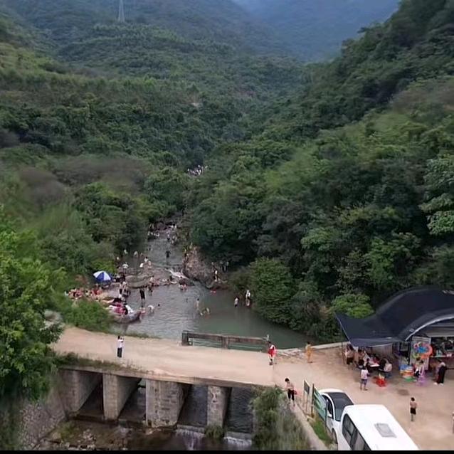八怪谷小店