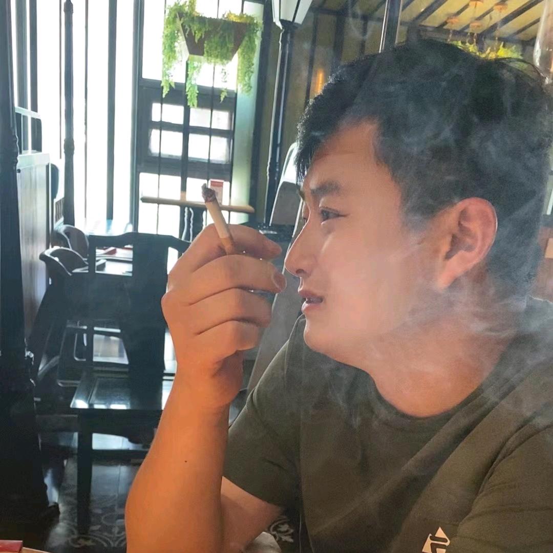 向钱看