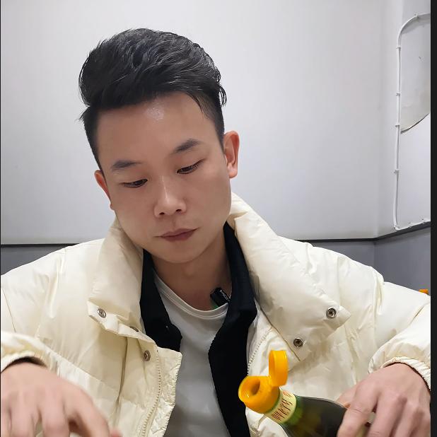 小余吃不胖