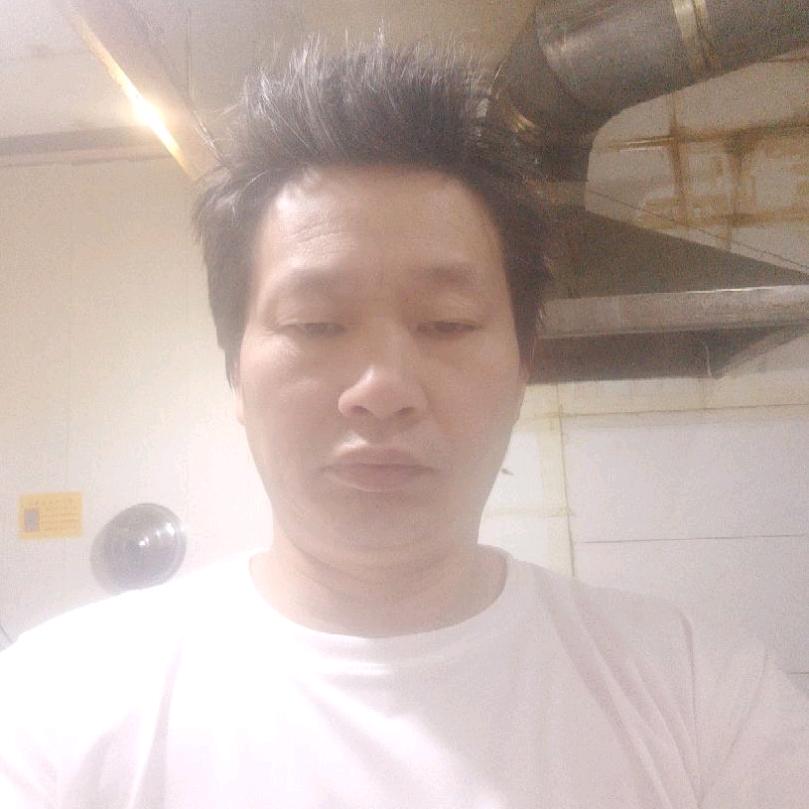 周三