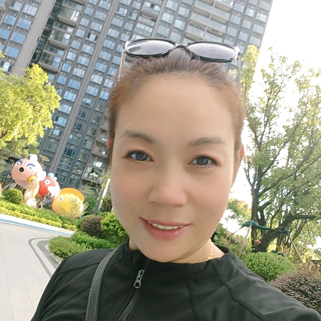邓红艳