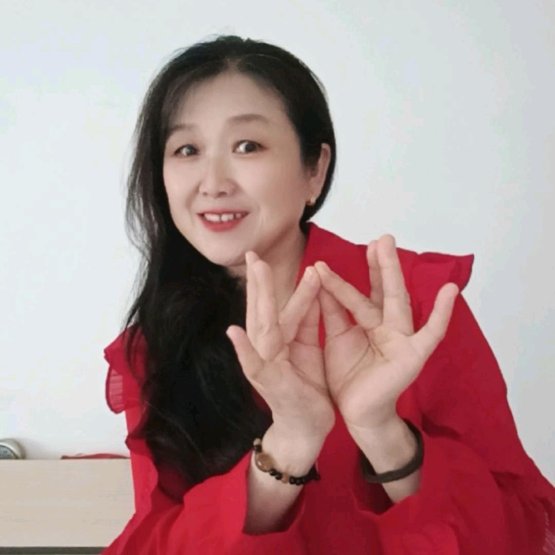 🇨🇳芳芳芳(*/ω*)🐉