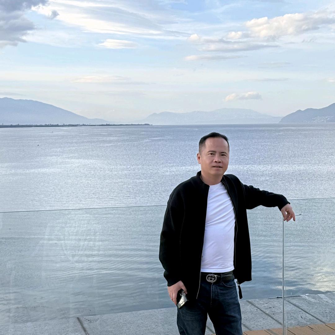云南大理中闽商贸城二哥