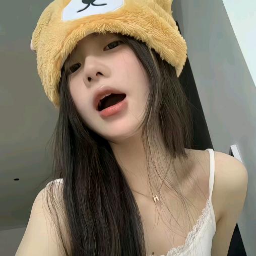 依依