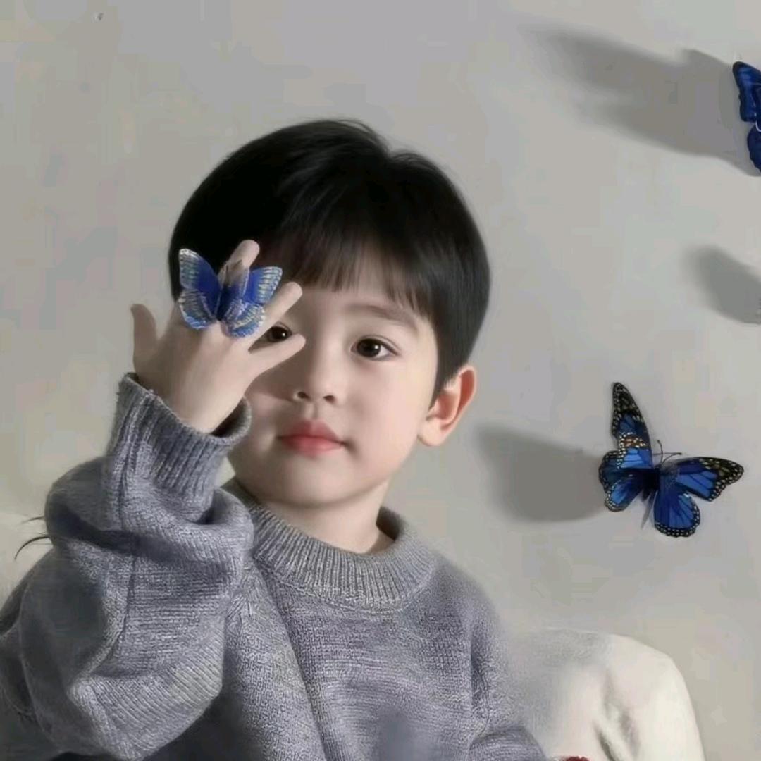 只会救小勤勤的救生员