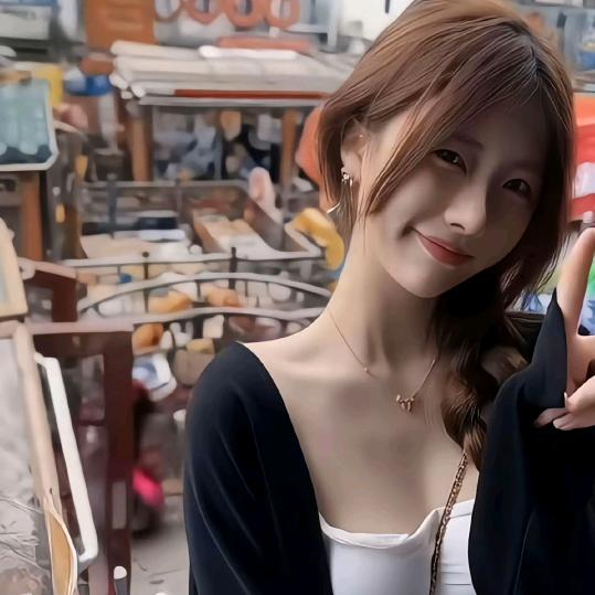 霞霞爱穿搭(女装)