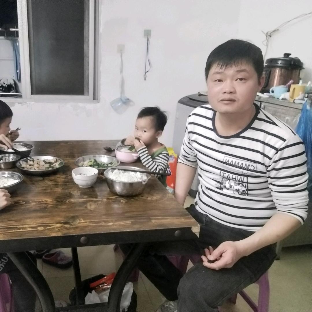 广西单亲（轩爸)