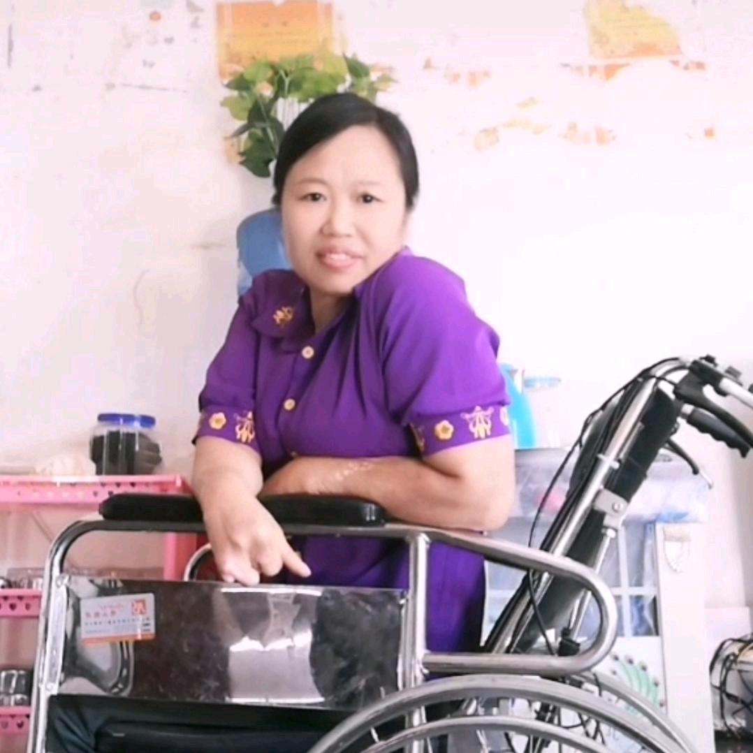 轮椅妹