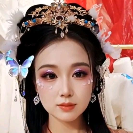 爱笑的女人