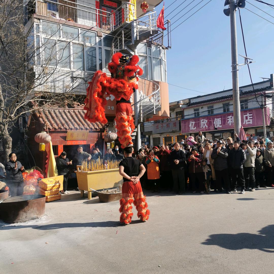 A少林葛峰舞狮团