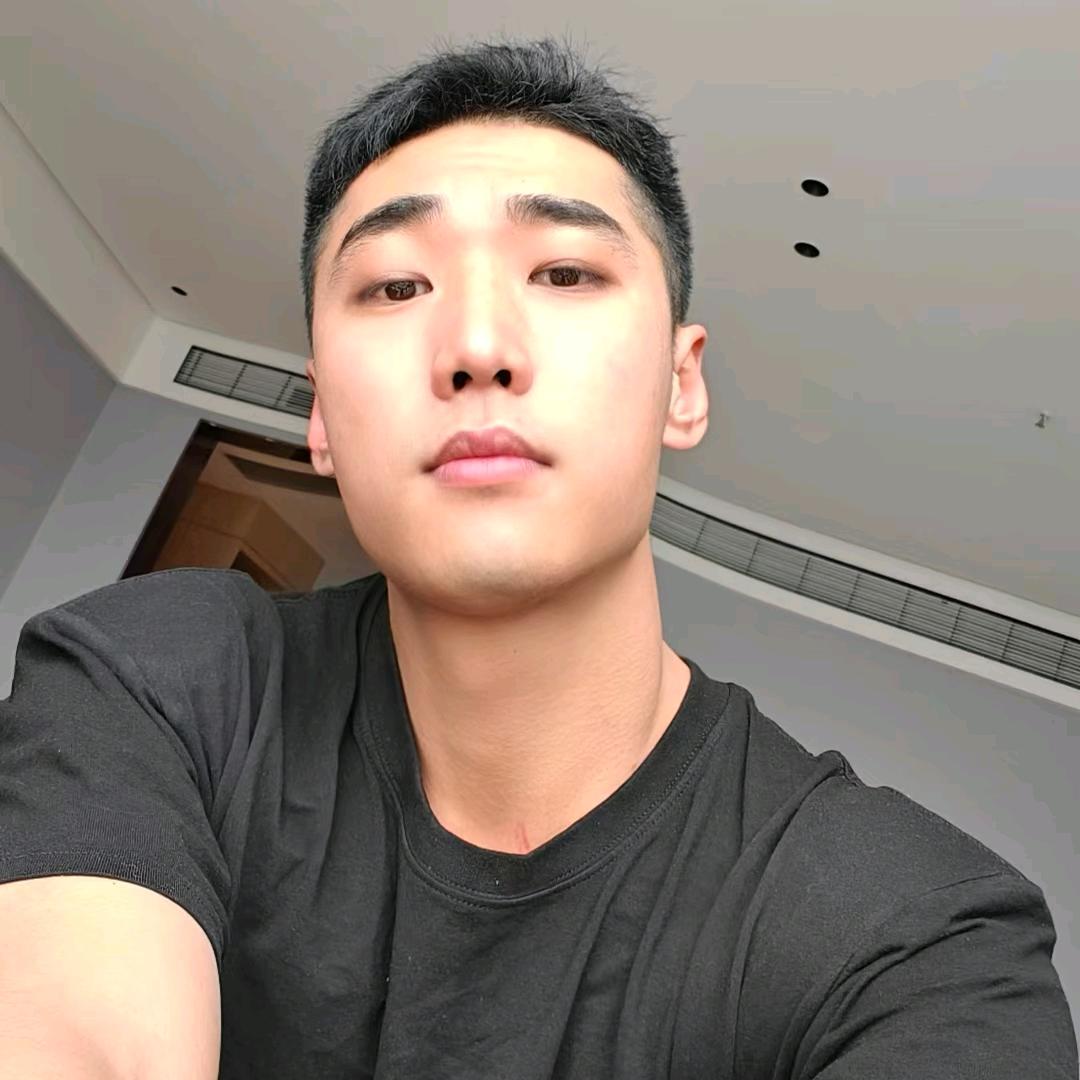 A-303国际娱乐经理叶子扬