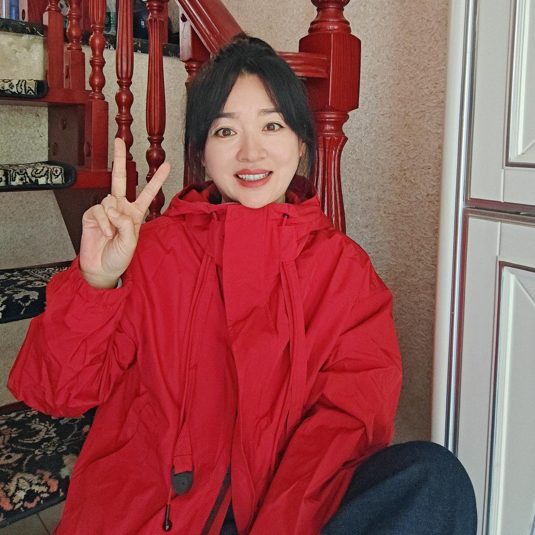 臭美红红