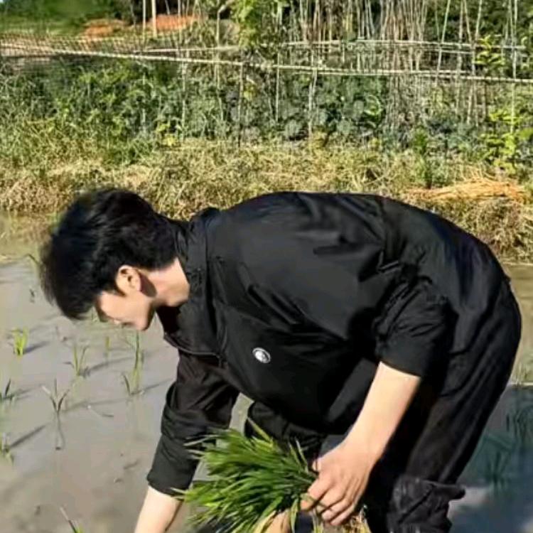 以陌