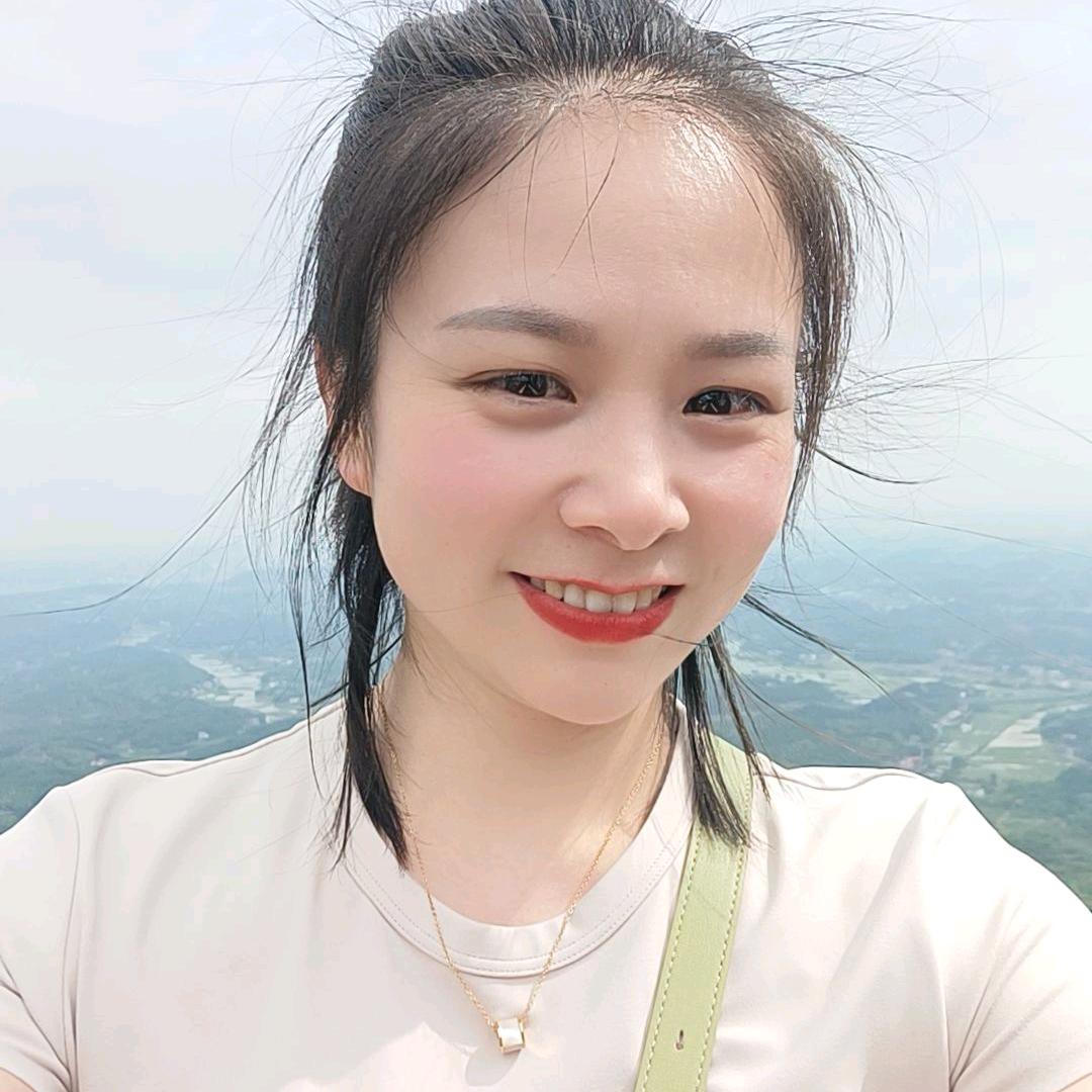 卖鸡爪的小姐姐