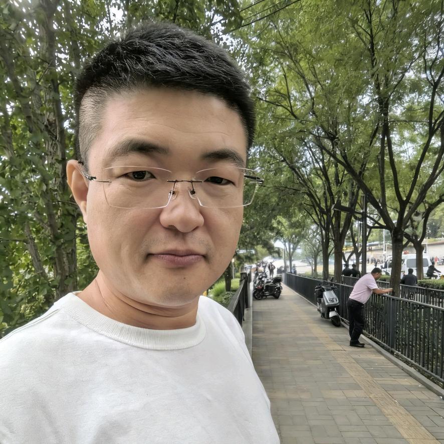 万贯载春辉