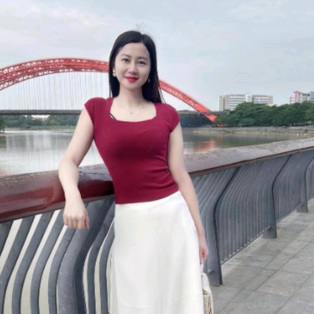 苏枕月百货行