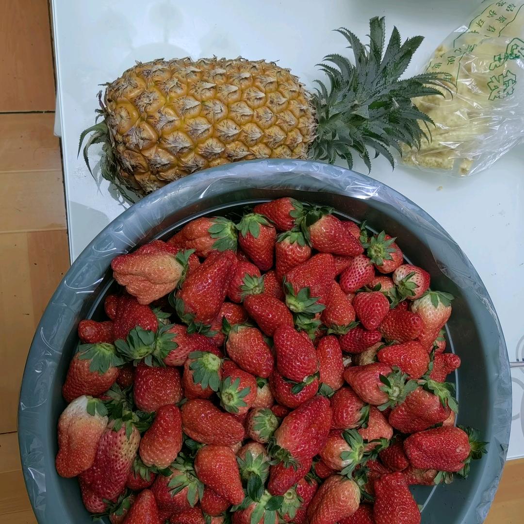 萍睿