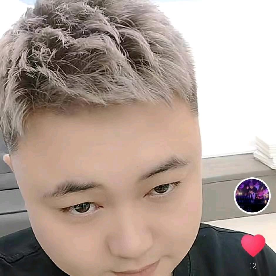 发型设计师阿庆