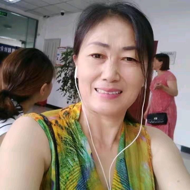 飞翔姐🎤🔥直播晚上十点十分